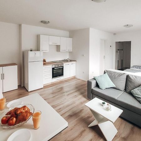 Studio Apartment Sanya #2 Ljubljana Extérieur photo