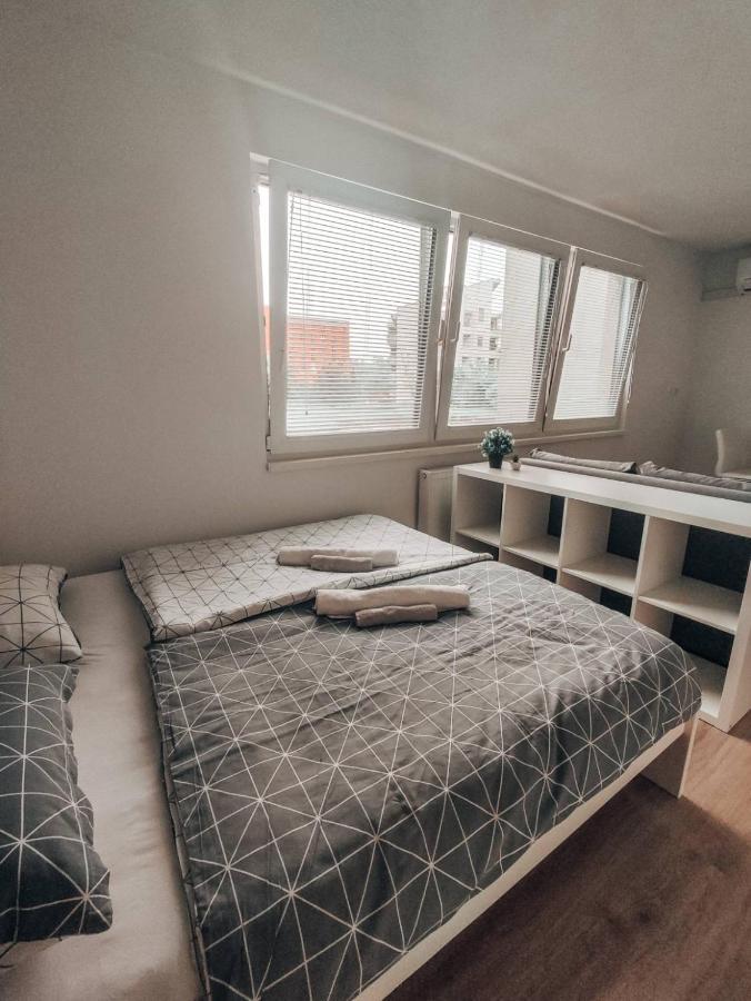 Studio Apartment Sanya #2 Ljubljana Extérieur photo